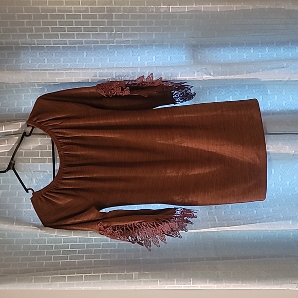 Beautiful Peasant Style Tunic - Picture 7 of 12